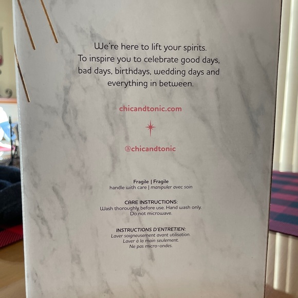 2 stemless wine glasses. NWT in original box 12$ - Picture 3 of 6